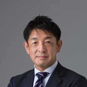 嘉規 邦伸 氏