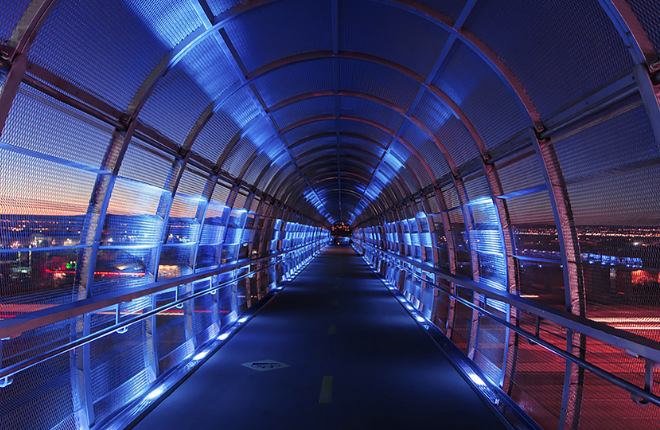 Reimagining Education: IT Leadership for Smart Learning Environments