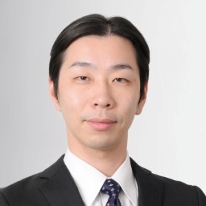 宝出 幸久