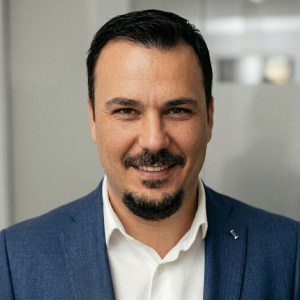 Taner Livaneli