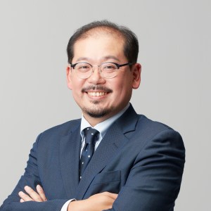 桜井 賢一 氏