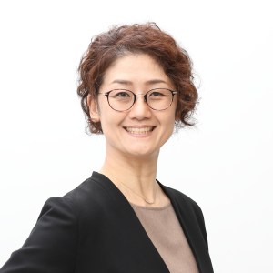 朝日 なつき 氏